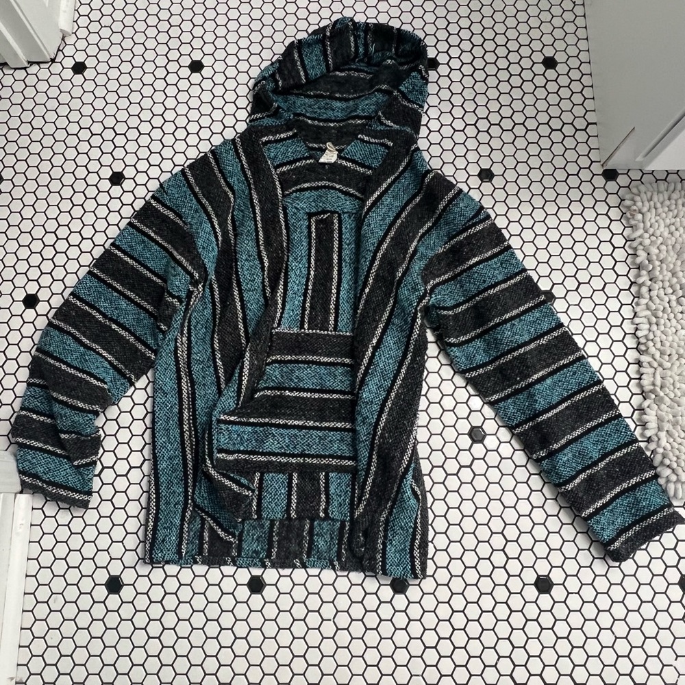 Vintage sunspecs acrylic drug rug poncho size XL